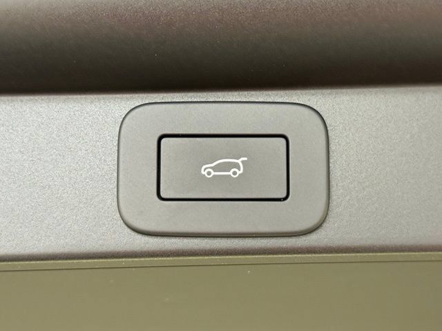 New 2026 Land Rover Range Rover SE AWD/4WD image 18