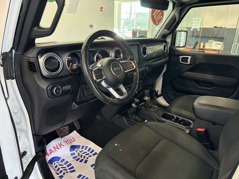 Used 2021 Jeep Wrangler Unlimited Sahara AWD/4WD image 25