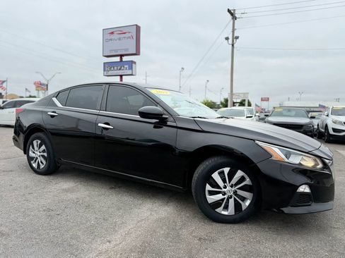 Used 2019 Nissan Altima 2.5 S AWD/4WD image 2