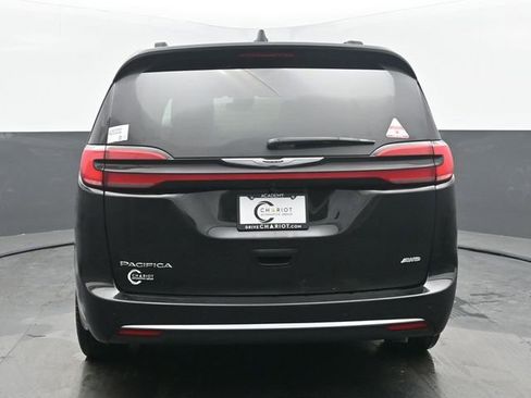 New 2026 Chrysler Pacifica Pinnacle image 5
