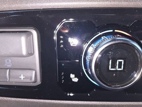 Used 2026 GMC Sierra 1500 SLE w/ LPO, GMC Protection Package image 35