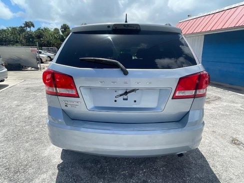 Used 2013 Dodge Journey SE image 6