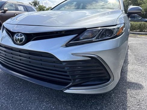 Used 2024 Toyota Camry LE FWD image 10