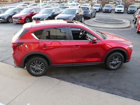 Used 2020 MAZDA CX-5 Touring image 5