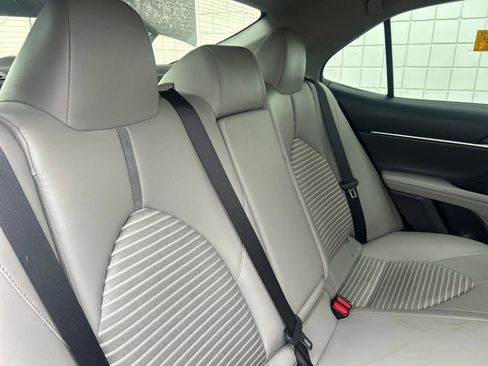 Used 2018 Toyota Camry SE image 47