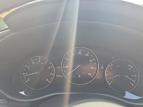 Used 2023 MAZDA MAZDA3 s FWD image 27