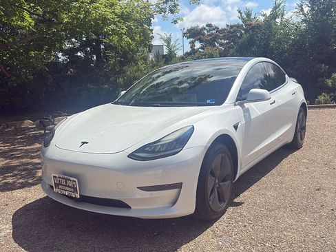 Used 2019 Tesla Model 3 Standard Range RWD image 11