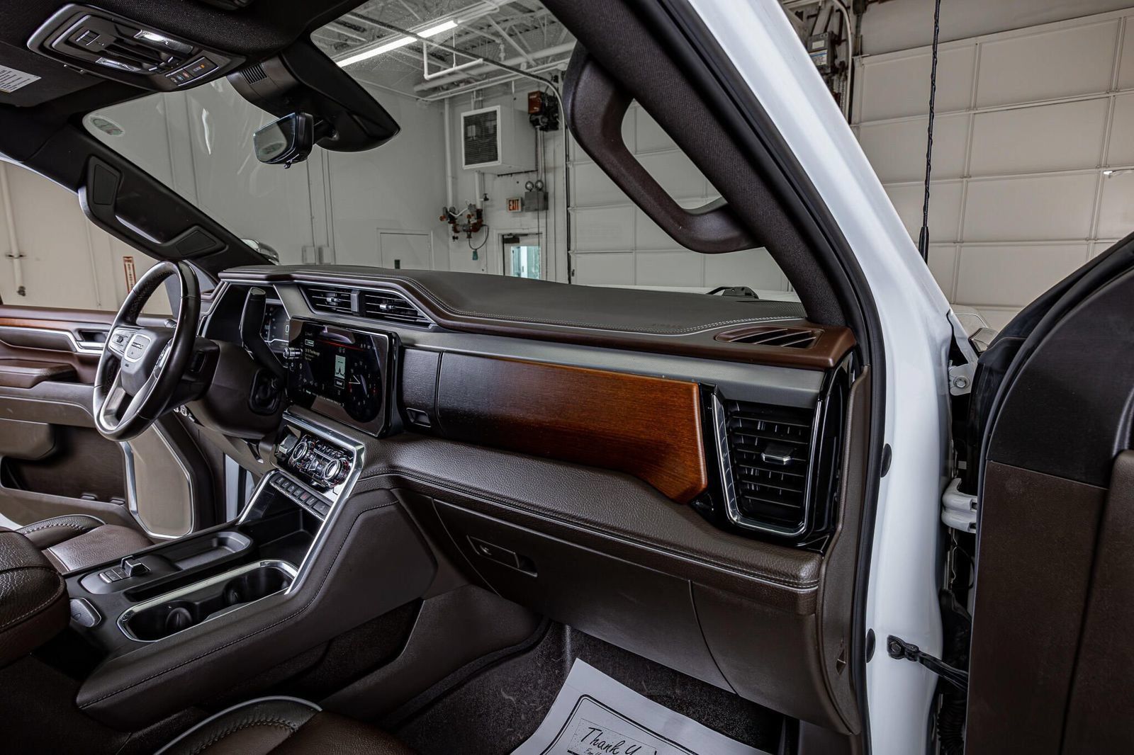 Used 2024 GMC Sierra 2500 Denali w/ Denali Reserve Package AWD/4WD image 18