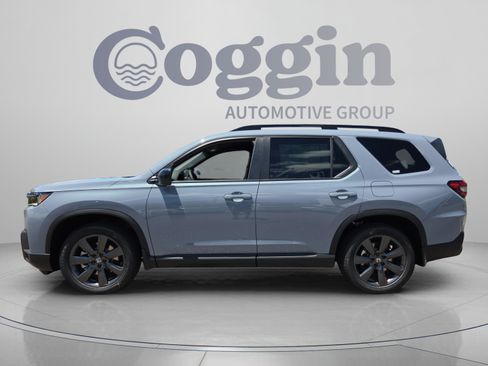 New 2026 Honda Pilot Sport image 2