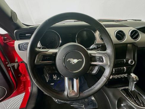 Used 2015 Ford Mustang GT Premium image 17
