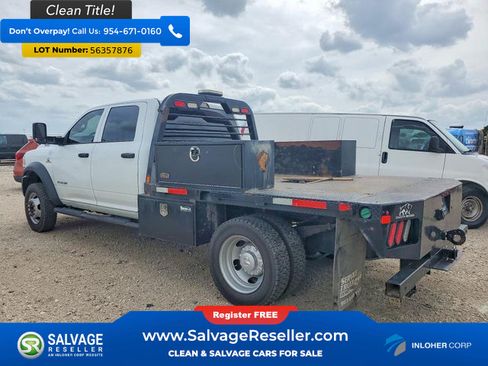 Used 2022 RAM 5500 Tradesman w/ Chrome Appearance Group AWD/4WD image 3