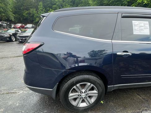 Used 2017 Chevrolet Traverse LT AWD/4WD image 9