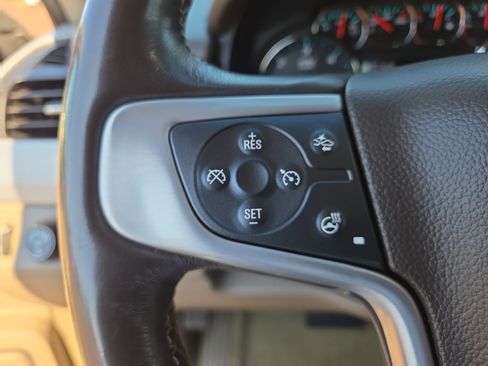 Used 2018 GMC Yukon XL SLT w/ Premium Edition image 35