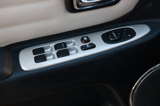 Used 2004 Lexus IS 300 RWD image 49