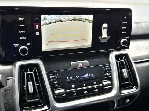 Used 2023 Kia Sorento SX FWD image 20