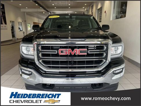 Used 2019 GMC Sierra 1500 SLE w/ SLE Value Package AWD/4WD image 41