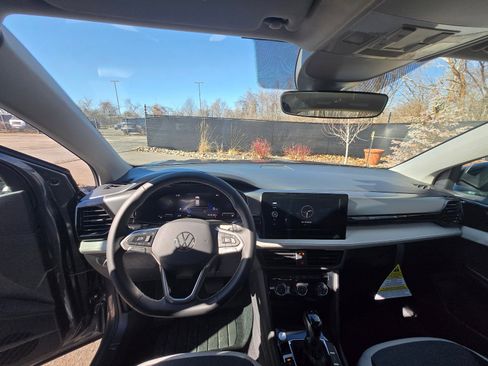 New 2026 Volkswagen Taos S image 15