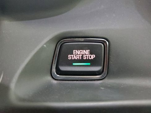 Used 2023 Chevrolet Camaro LT RWD image 18