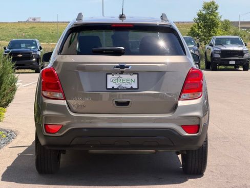 Used 2022 Chevrolet Trax LT w/ Driver Confidence Package AWD/4WD image 8