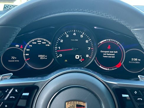 Used 2023 Porsche Cayenne Platinum Edition image 23