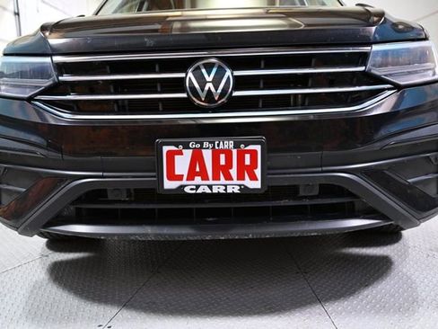 Used 2024 Volkswagen Tiguan SE image 15