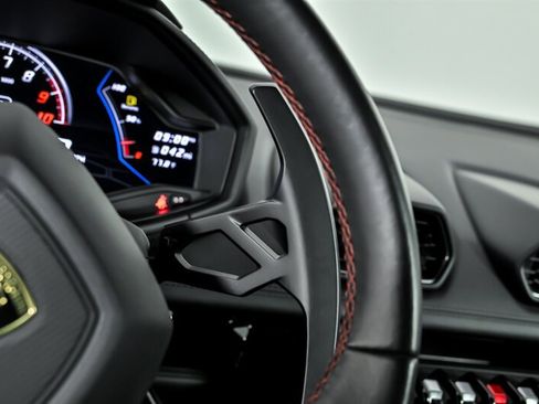 Used 2020 Lamborghini Huracan EVO AWD/4WD image 24
