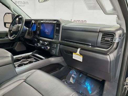 Used 2024 Ford F250 Lariat w/ Lariat Ultimate Package AWD/4WD image 31