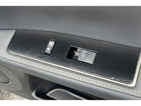 Used 2017 Lexus ES 300h image 22