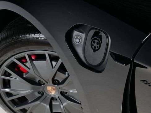 New 2026 Porsche Taycan GTS AWD/4WD image 12