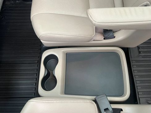 Used 2017 Honda Pilot Elite image 42