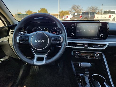 Used 2023 Kia K5 LXS image 6