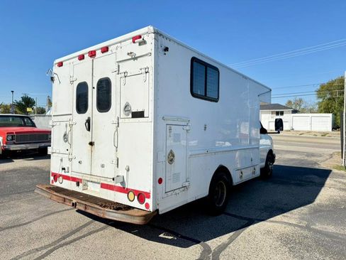 Used 2009 GMC Savana 3500 image 6