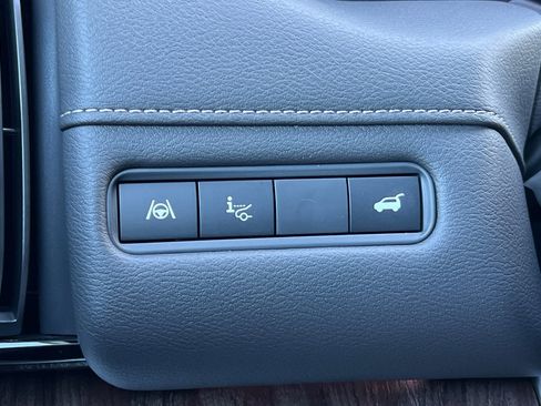 New 2026 Nissan Armada Platinum Reserve image 34