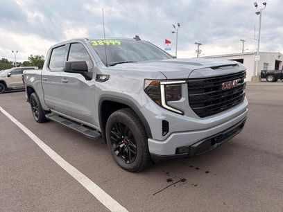 Used 2024 GMC Sierra 1500 Elevation w/ LPO, Elevation Black Package