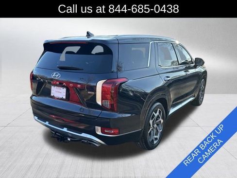 Used 2021 Hyundai Palisade Calligraphy w/ Winter Package image 5