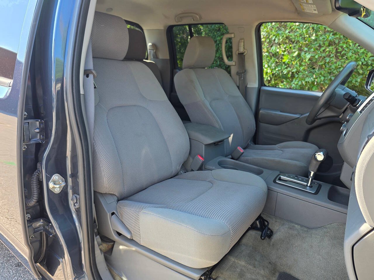 Used 2017 Nissan Frontier SV w/ SV Value Truck Package RWD image 33