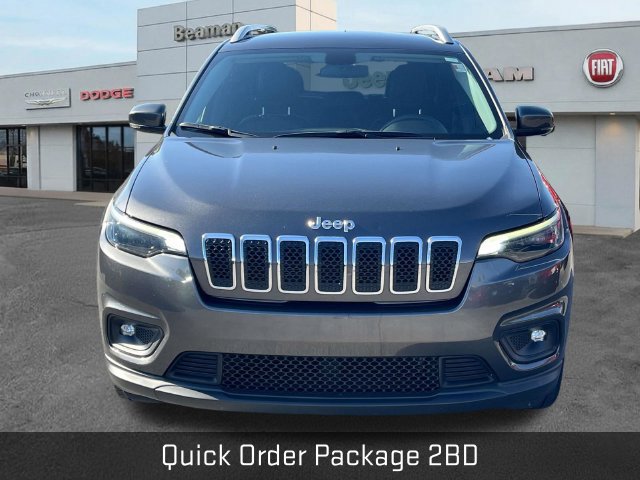Used 2019 Jeep Cherokee Latitude Plus FWD image 2