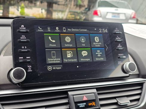 Used 2020 Honda Accord EX image 18