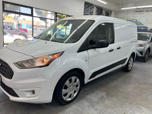 Used 2019 Ford Transit Connect XLT image 9