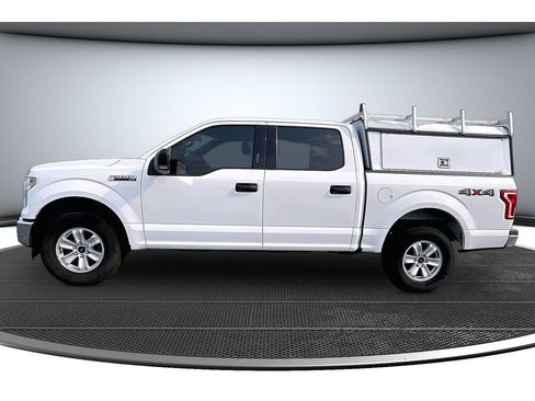 Used 2017 Ford F150 XLT AWD/4WD image 17