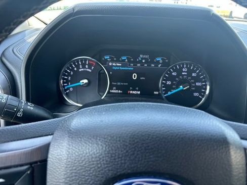 Used 2018 Ford Expedition Platinum AWD/4WD image 18
