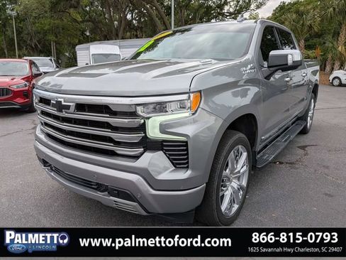 Used 2023 Chevrolet Silverado 1500 High Country w/ Technology Package AWD/4WD image 8