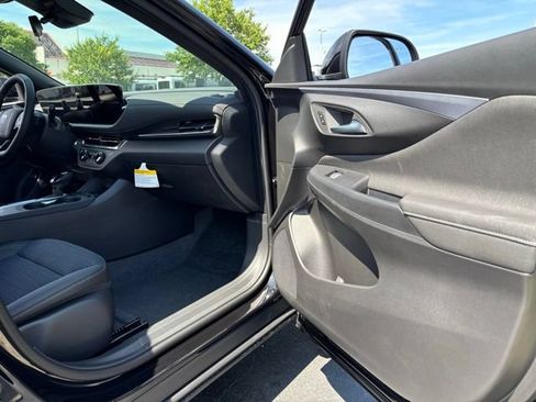 New 2026 Buick Envista Sport Touring w/ Convenience I Package FWD image 31