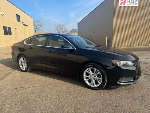 Used 2015 Chevrolet Impala LT w/ Convenience Package image 12