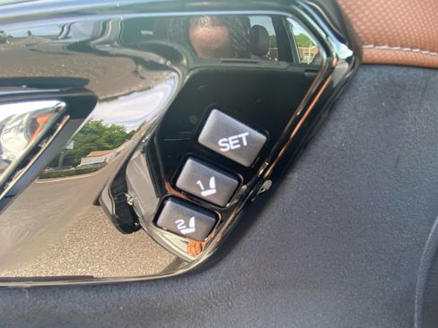 Used 2025 Subaru Forester Touring w/ Popular Package - Touring AWD/4WD image 24