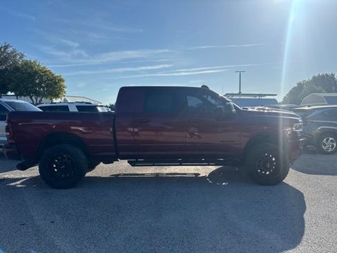 Used 2023 RAM 2500 Laramie AWD/4WD image 4