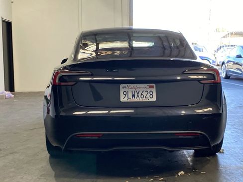 Used 2024 Tesla Model 3 image 3