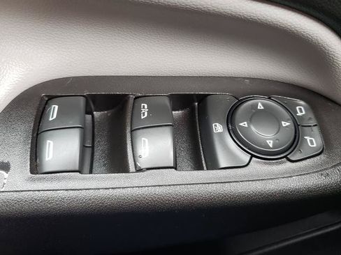 Used 2020 Chevrolet Equinox LS w/ LS Convenience Package AWD/4WD image 26