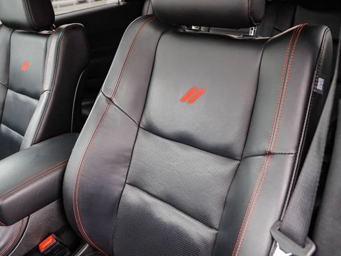 Used 2024 Dodge Durango GT RWD image 31