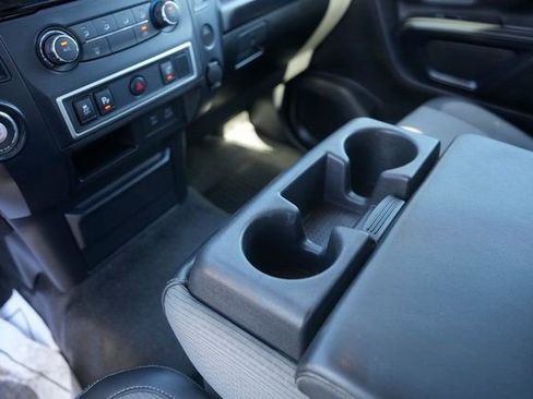 Used 2021 Nissan Titan S w/ S Utility Package image 27